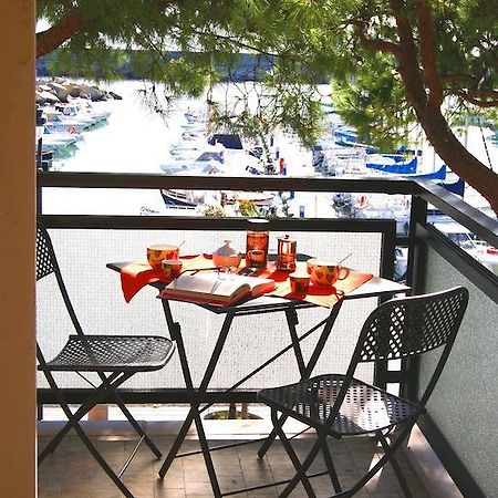 Ferienwohnung La Terrazza Tra Pini E Mare San Bartolomeo Al Mare Zimmer foto